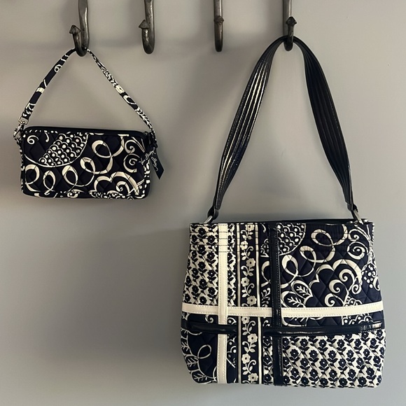 Vera Bradley shoulder bag and wristlet VGUC - Picture 4 of 17